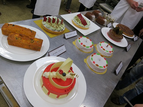 講習会デモケーキ
